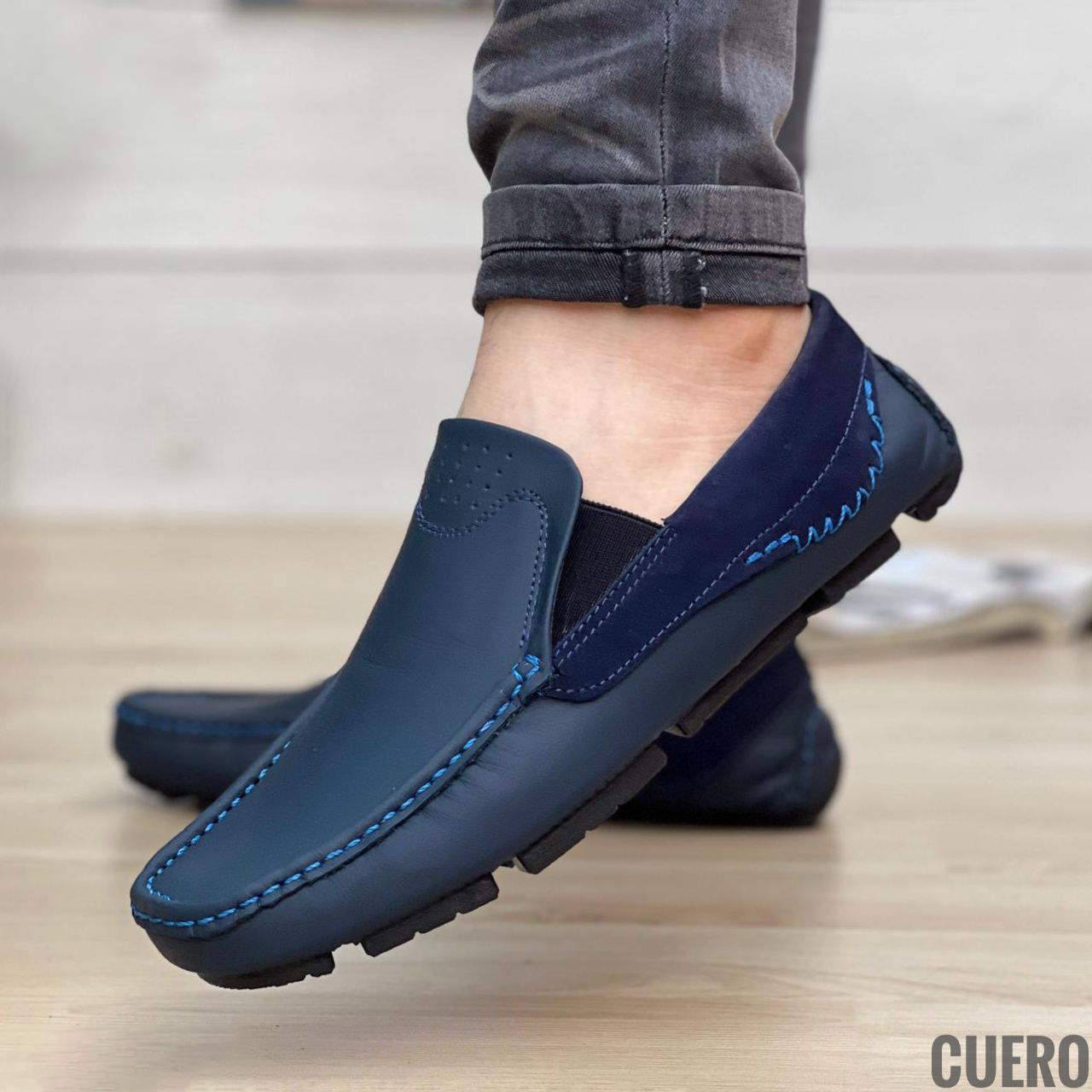 Mocasín de vestir casual en cuero suela confort cosida