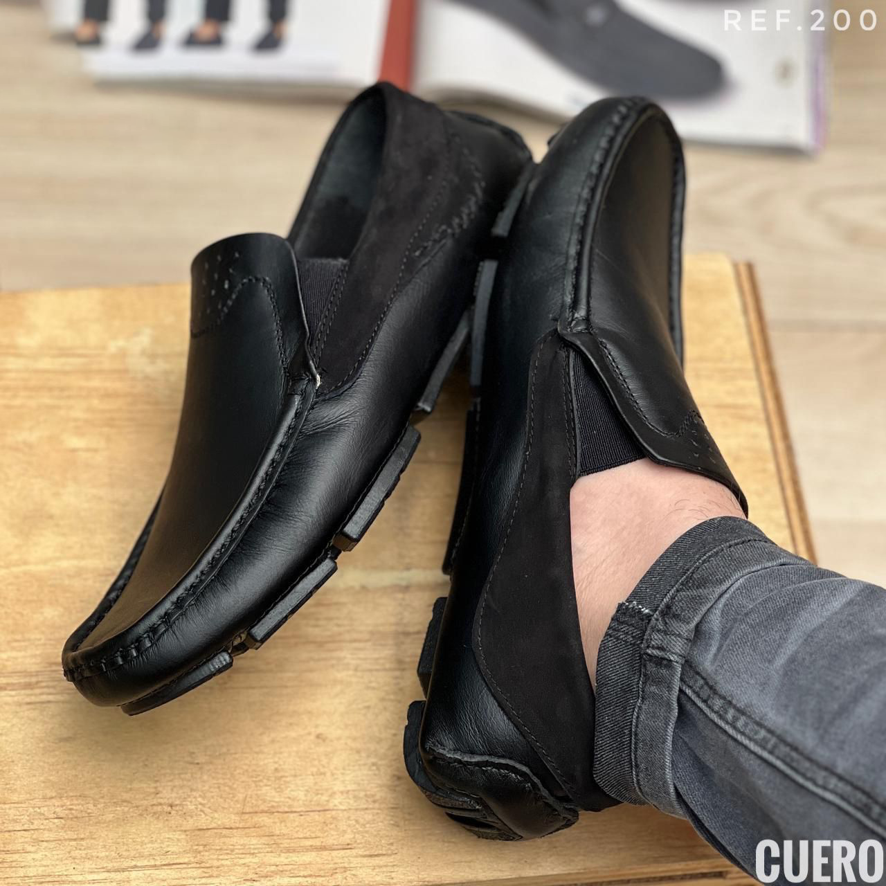 Mocasín de vestir casual en cuero suela confort cosida